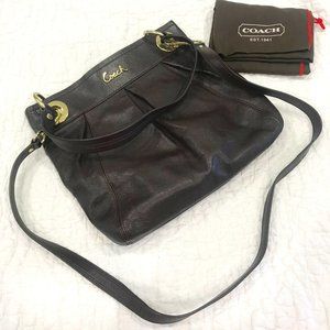 COACH CROSS BODY BAG..